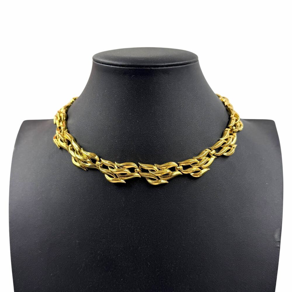 Vintage Crown Trifari Gold Tone Collar Necklace Leaf Flame Links 1960s Mob Wife